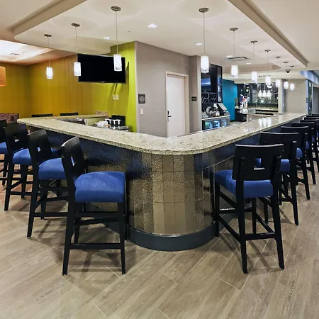 Hilton Garden Inn West Little Rock-3